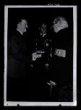 Adolf Hitler se zdraví s Vojtěchem Tukou, fotografie.