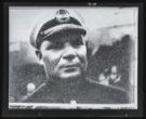 Fotografie, hlava důstojníka v čepici