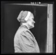 Anna Buben v čepci z čp. 46 ve svátečním kroji starší ženy - profil