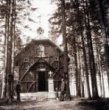 Skleněný stereonegativ: lesní kaple (Waldkapelle) na Nízké Hoře (1903)