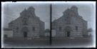 Dvojsnímek. Pohled na portál pravoslavné katedrály. Chrám sv. Marka