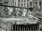 První sovětští vojáci na Václavském náměstí
