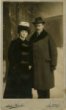 Ateliérová fotografie Růženy roz. Čechové (nar. 22. 3. 1885) s manželem Augustinem Bogušovským (nar. 15. 8. 1877) 