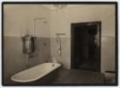 Dům pro přestárlé v Jeseníku: koupelna (r. 1920)