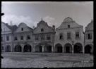 Řada renesančních měšťanských domů na horním konci náměstí (strana radnice), čp. 21 (Miroslav Mužík), 22 (Salmon Weizel), 29 (sběrna prádla)