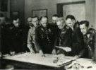 Funkci zemského vojenského velitelství pro Čechy vykonávalo za povstání velitelství Alex generálů Františka Slunečka (třetí zprava) a Zdeňka Nováka (pátý zprava)